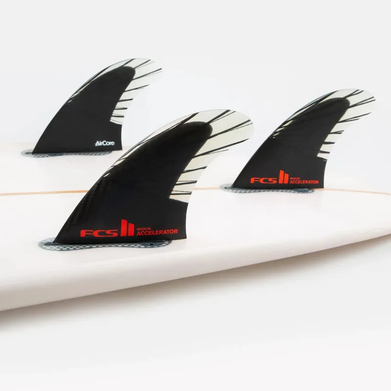 FCS II Accelerator PC Carbon Tri Fin Set-1